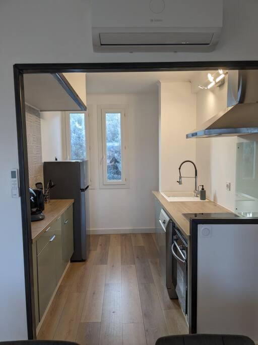 - Vue Imprenable Sur La Cite Medievale - Parking Gratuit - Climatise Appartement *